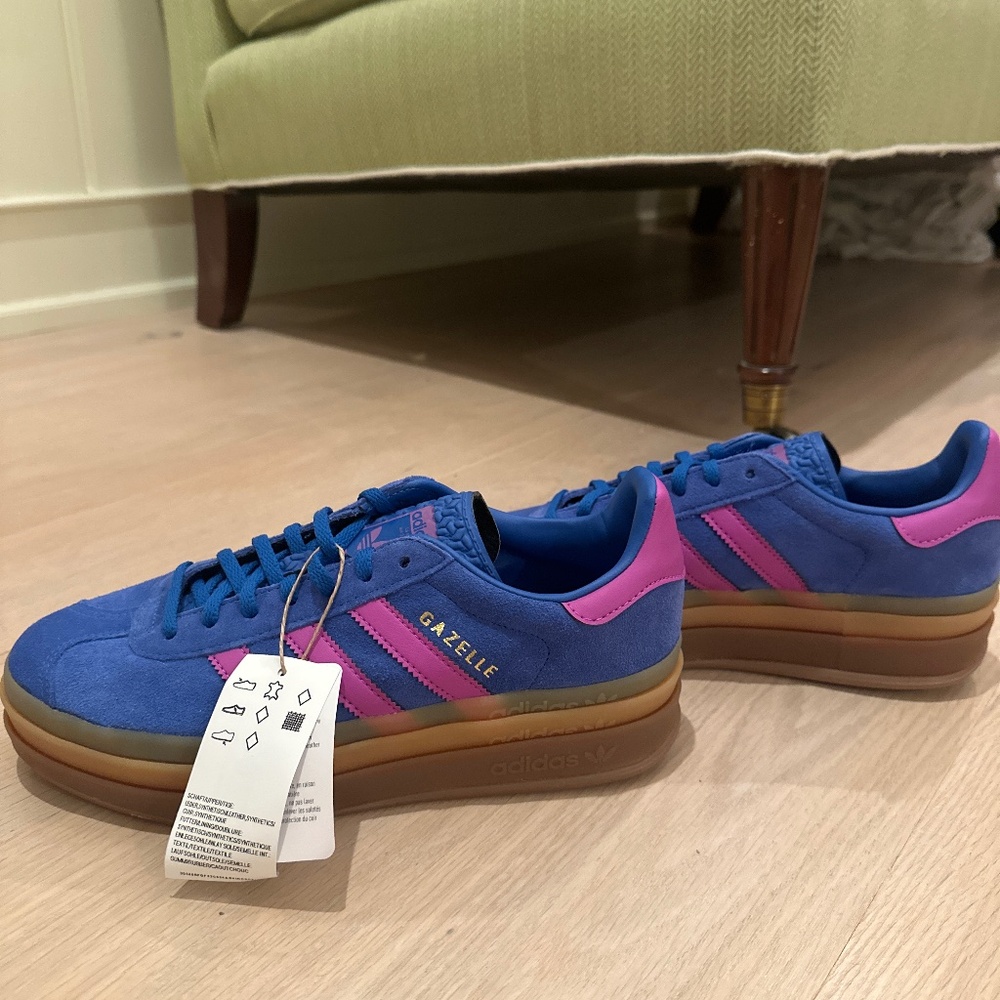 Adidas gazelle- blue and pink